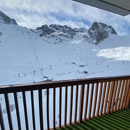 Le Repaire * La Mongie